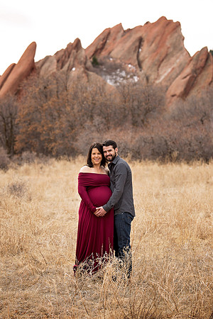 Outdoor Couples Maternity Photo